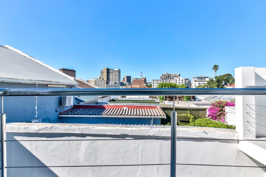 4 Bedroom Property for Sale in Gardens Western Cape